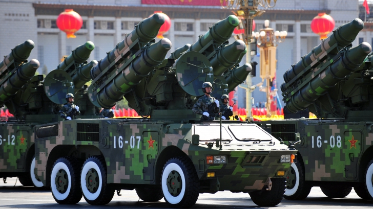 China a devenit al cincilea exportator de arme din lume, cu 5% din comerţul mondial în acest sector.