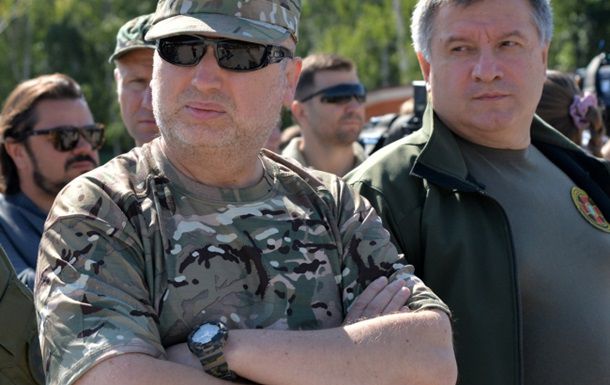 Военное положение намерены ввести, когда "снова будет активное применение российских войск".