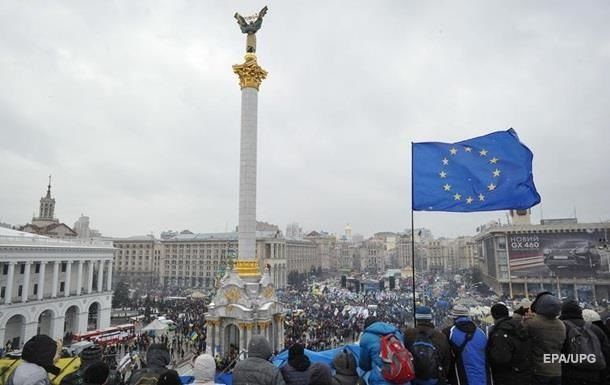 Украинцы стали лидерами по числу видов на жительство в ЕС.