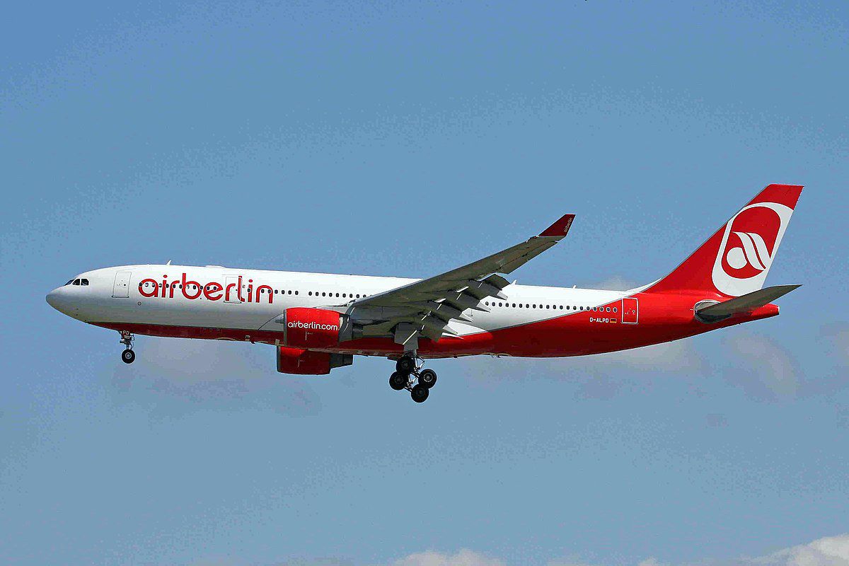 Air Berlin, начавшая полеты в апреле 1979 года, занимала второе место среди авиакомпаний Германии после Lufthansa.