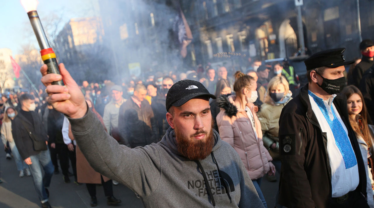 Участники марша националистов во Львове собрались в Москву.
