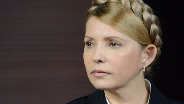 По словам лидера "Батькивщины", европейские политики также должны помогать в освобождении Савченко.