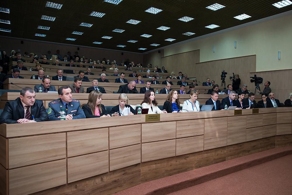 На рассмотрении ВС находятся около 150 законодательных инициатив. Фото: tiras.ru