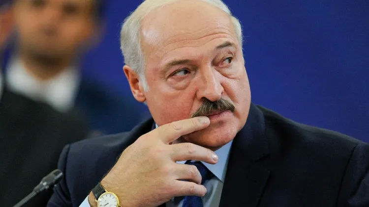 Лукашенко после слов Макрона: Ядерное оружие нужно собрать в кучу и уничтожить.