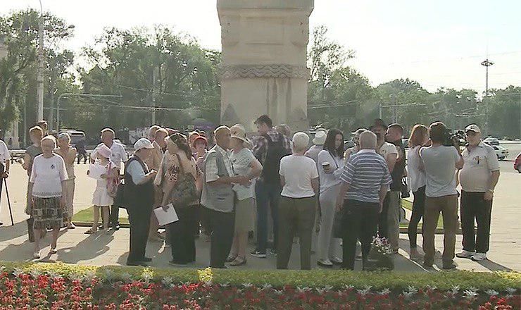 Всего в бюджете на 2018 год на эти цели заложено восемь с половиной миллионов леев.