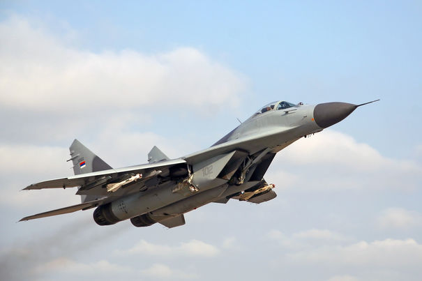 Un avion de vânătoare rus a interceptat un bombardier american deasupra Mării Baltice. 