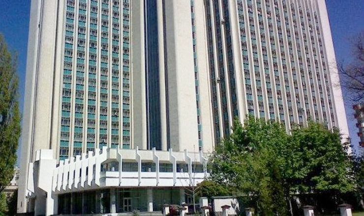 Авторы инициативы утверждают, что в процессе использования здания был установлен ряд недостатков. Фото: bizlaw.md.