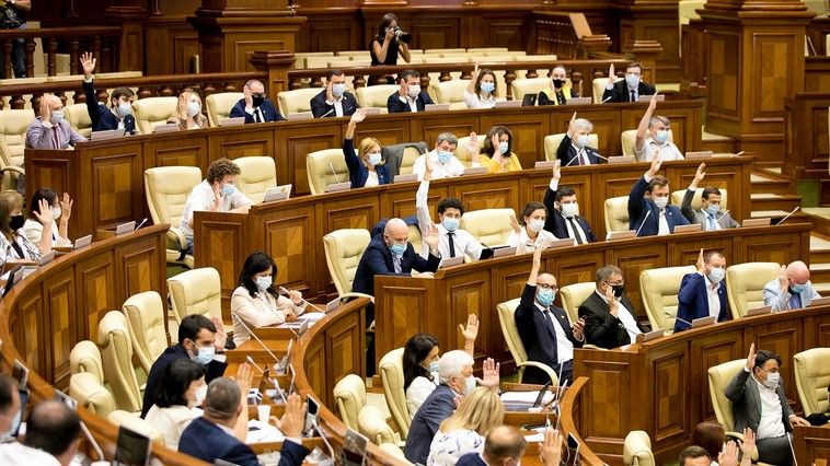 Глав госучреждений можно будет увольнять в случае неэффективной работы.