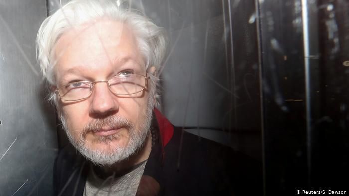 Эквадорский суд лишил Джулиана Ассанжа гражданства.