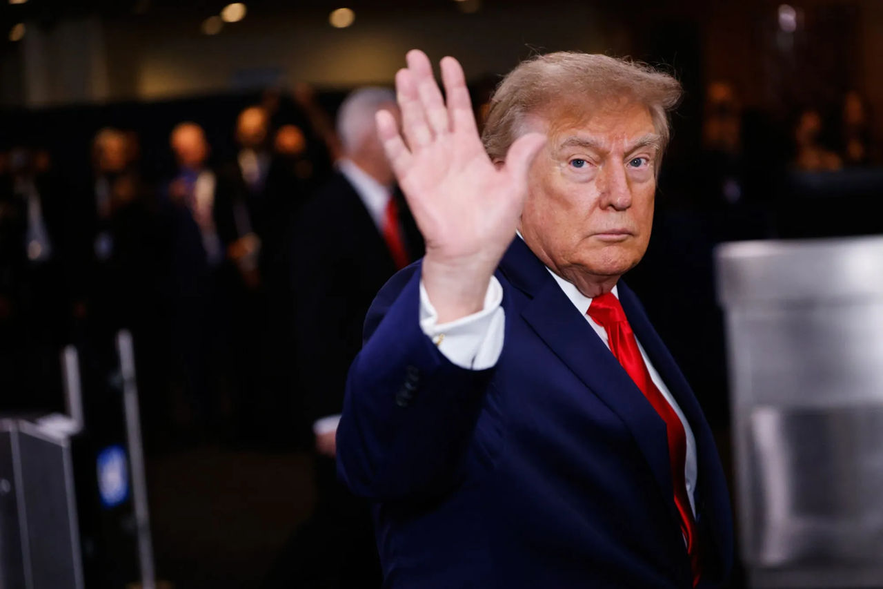 Трамп: США немедленно начнут строительство военных баз в Гренландии.