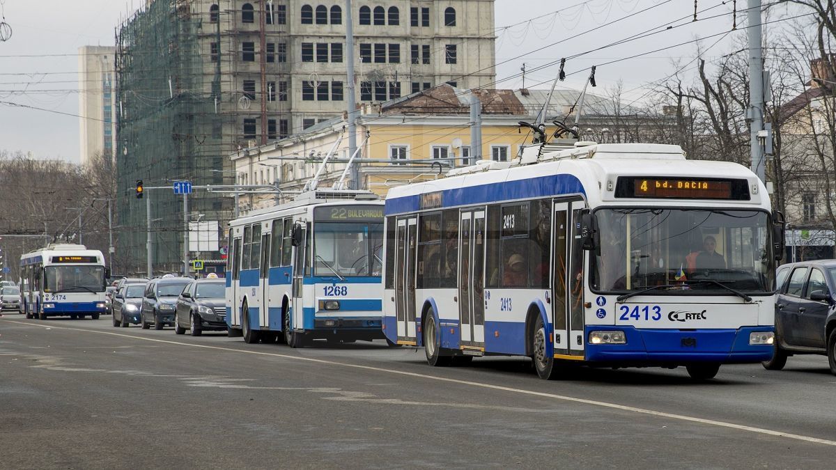 В Кишиневе в выходные ограничено движение общественного транспорта.