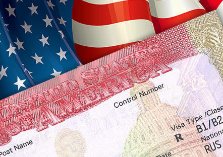 Европейская комиссия призвала США отменить туристические визы для Румынии, Болгарии, Республики Кипр, Хорватии и Польши.