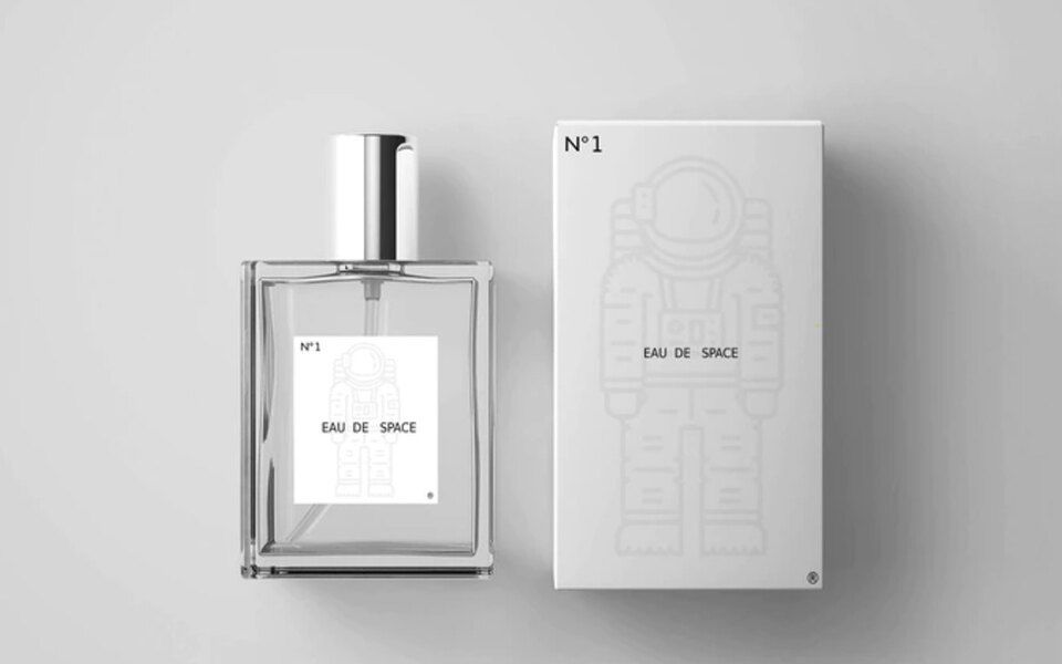 NASA выпустили духи с запахом космоса. Фото: kickstarter