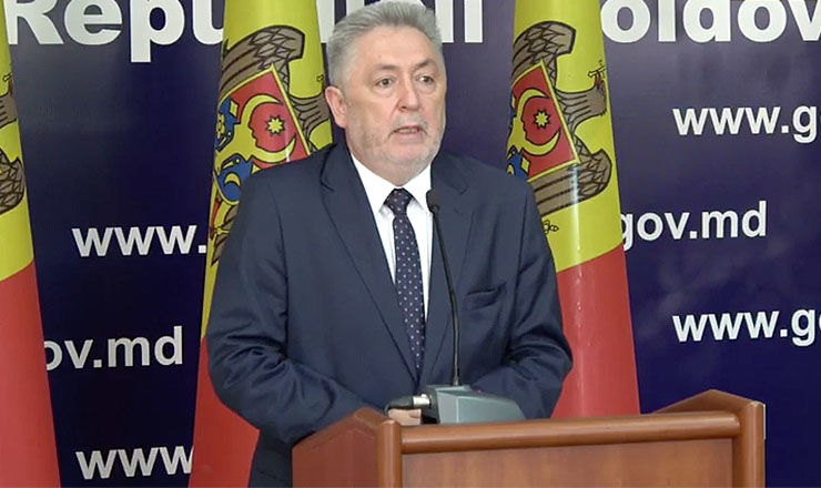 Вице-мэр выразил свою благодарность Филипу за содействие в решении проблемы мусора в столице.