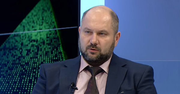 Эксперт в области энергетики Виктор Парликов. 