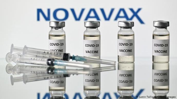 Украина договорилась о получении 15 млн доз вакцины от коронавируса NovaVax в июле.