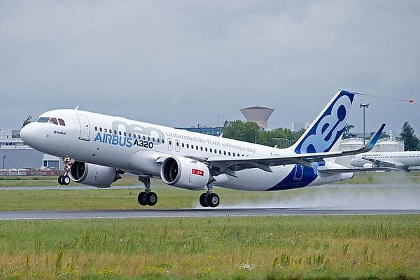 Новый самолет A320neo.