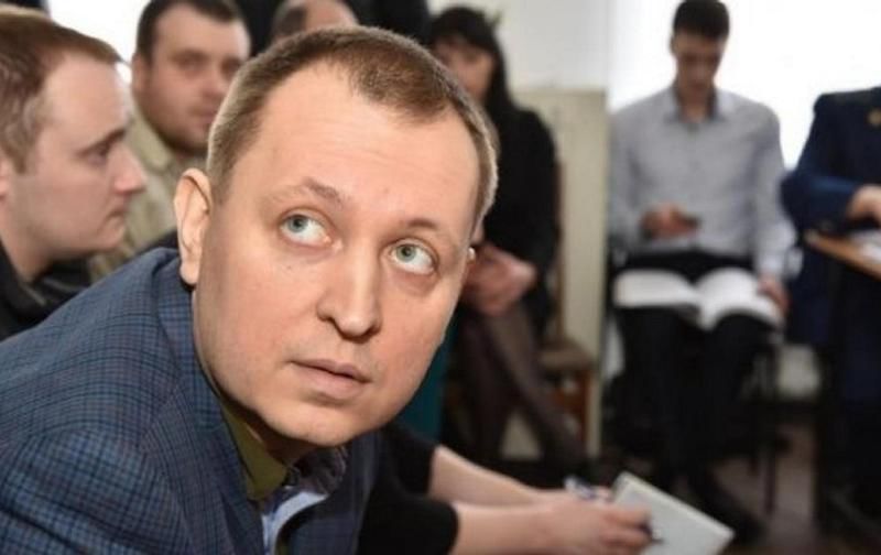Григорию Петренко не дали улететь.