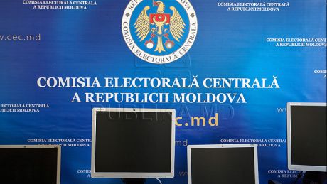 Mai mulţi concurenţi înscrişi în cursa pentru alegerile locale din 14 iunie au încălcat legislaţia electorală. Foto: publika.md