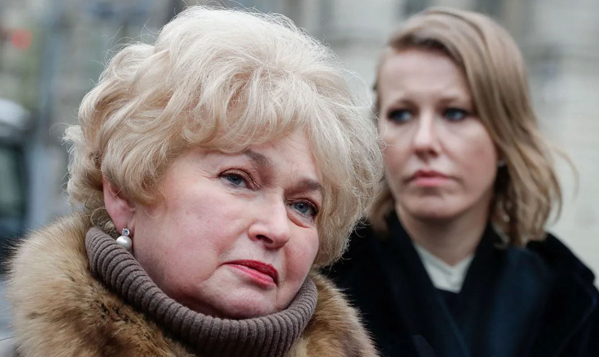 Нарусова ответила на слухи об уходе из Совфеда после "бегства" Собчак.