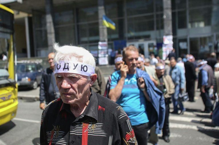 Шахтеры в Донецкой области объявили голодовку.