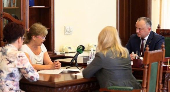 Președintele Igor Dodon a reluat practica audienței cetățenilor la Preşedinţie.