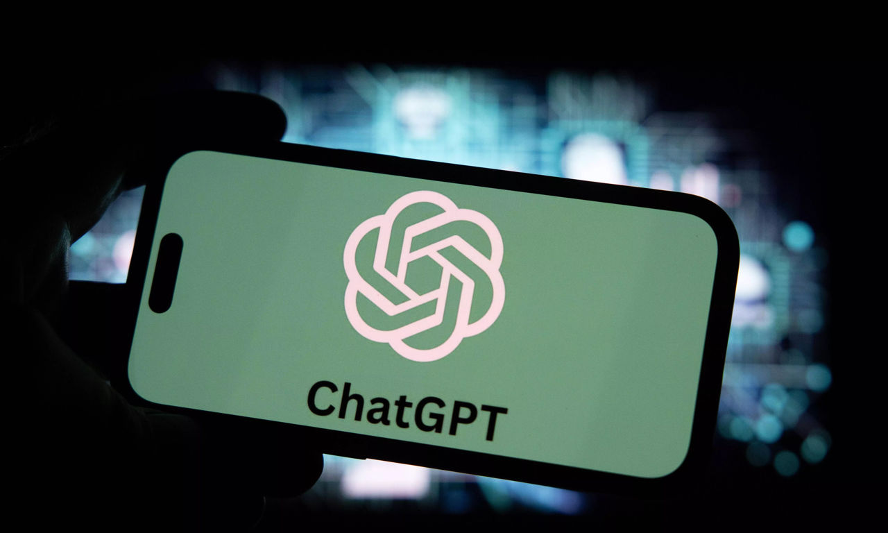 OpenAI объявила, что ChatGPT Search теперь доступен всем бесплатным пользователям.
