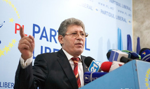 Mihai Ghimpu susţine că toate legile adoptate după revocarea din funcţie a lui Marian Lupu sunt ilegale.
