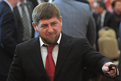 По словам Рамзана Кадырова, новогодний праздник — это прекрасный повод доставить радость и сделать подарки своим близким.