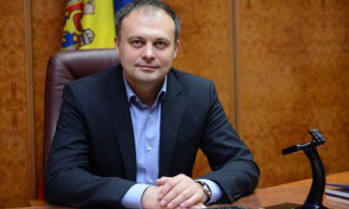 Председатель парламента Андриан Канду.