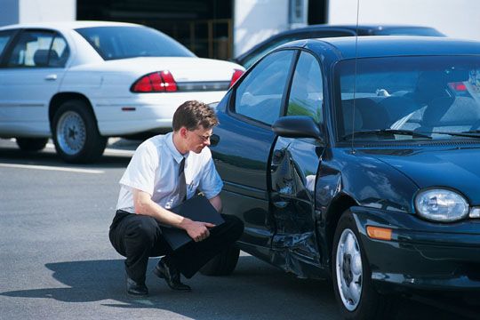 Ce trebuie să ştiţi despre asigurarea auto obligatorie. Foto: publika.md