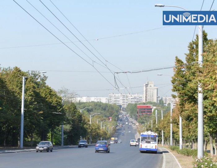 Decizia a fost luată în scopul executării lucrărilor de pozare a canalizării pluviale pe strada Nicolae Dimo din capitală.
