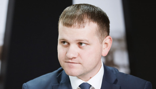 Мунтяну видит положительным разделение блока ACUM на две парламентские фракции.