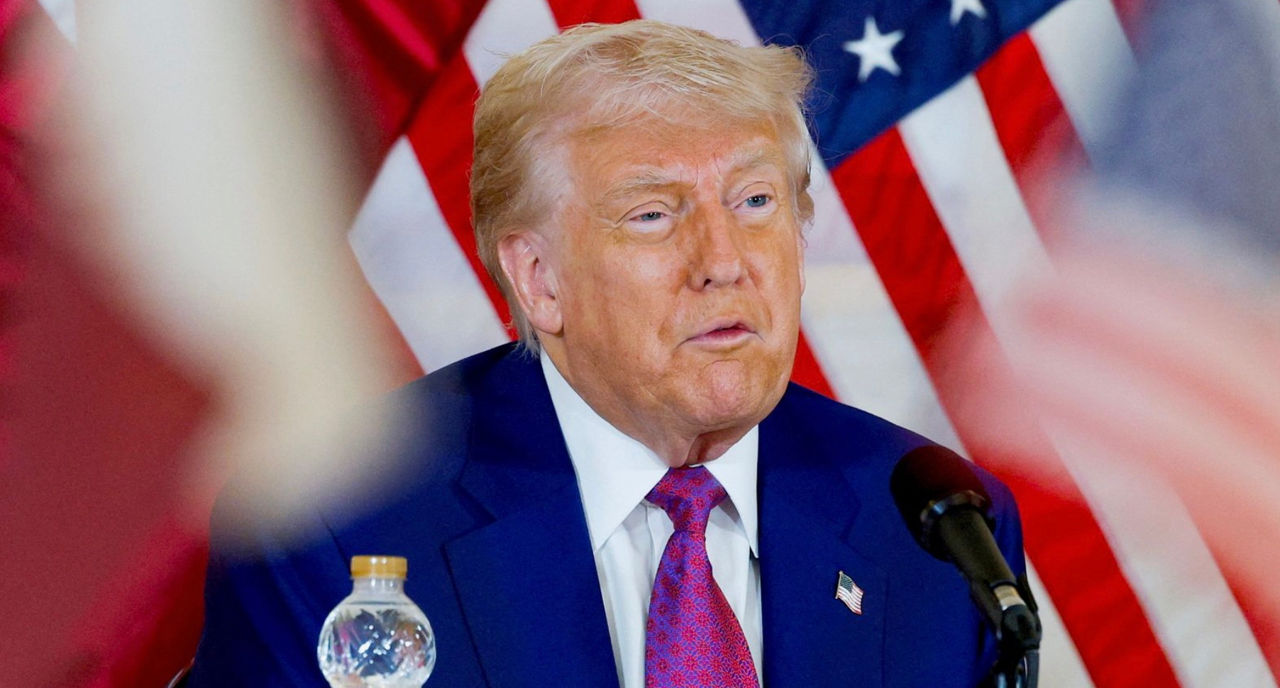 Трамп заявил, что может приехать в Стамбул в пятницу.