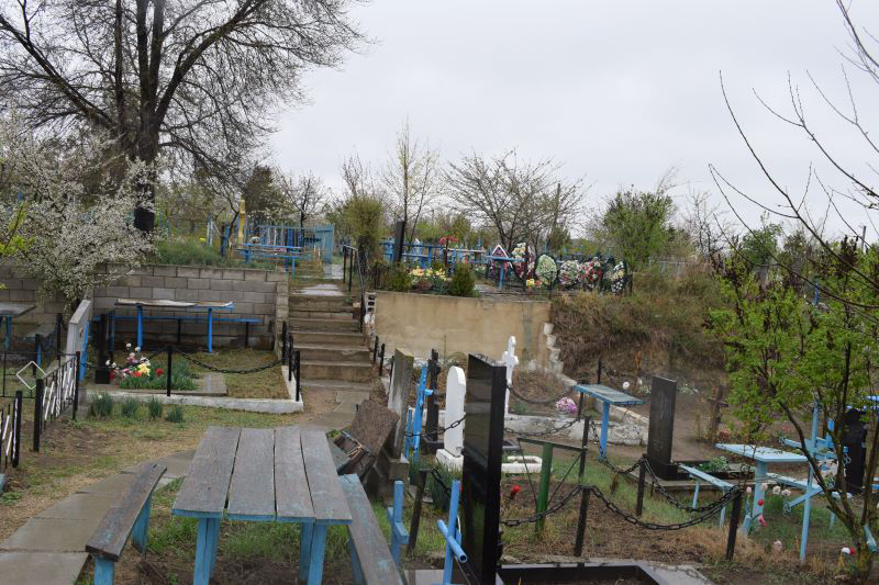 Накануне Радоницы доступ частного транспорта на территорию кладбищ в Кишиневе будет запрещен.