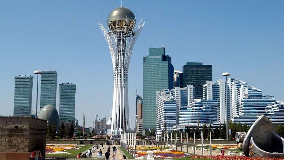 Переименование столицы Казахстана в Нурсултан породило волну шуток в сети.