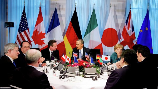 Страны G7 планируют повлиять на позицию Кремля в украинском вопросе, пошатнув российскую экономику.