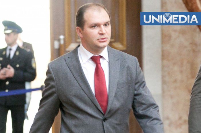 Unii deputați încă nu cunosc din ce grup parlamentar fac parte.Foto: unimedia.info
