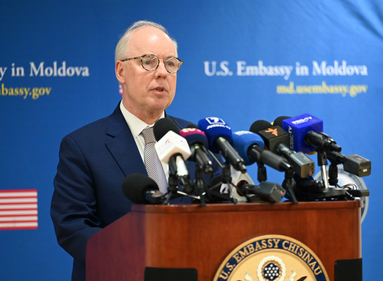 Посол США: Дистанционное голосование поможет расширить доступ к выборному процессу.