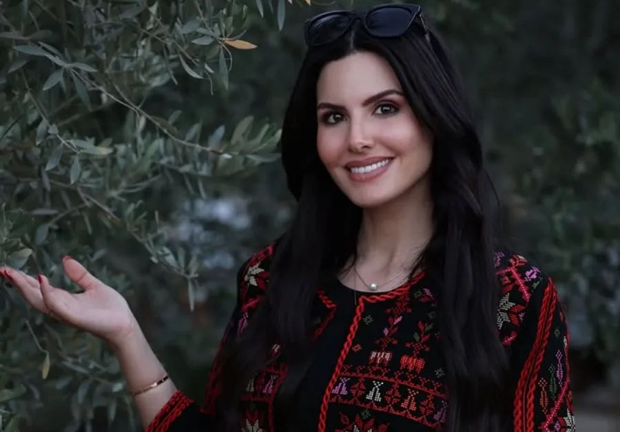 Miss Palestina va participa pentru prima dată la concursul Miss Universe.