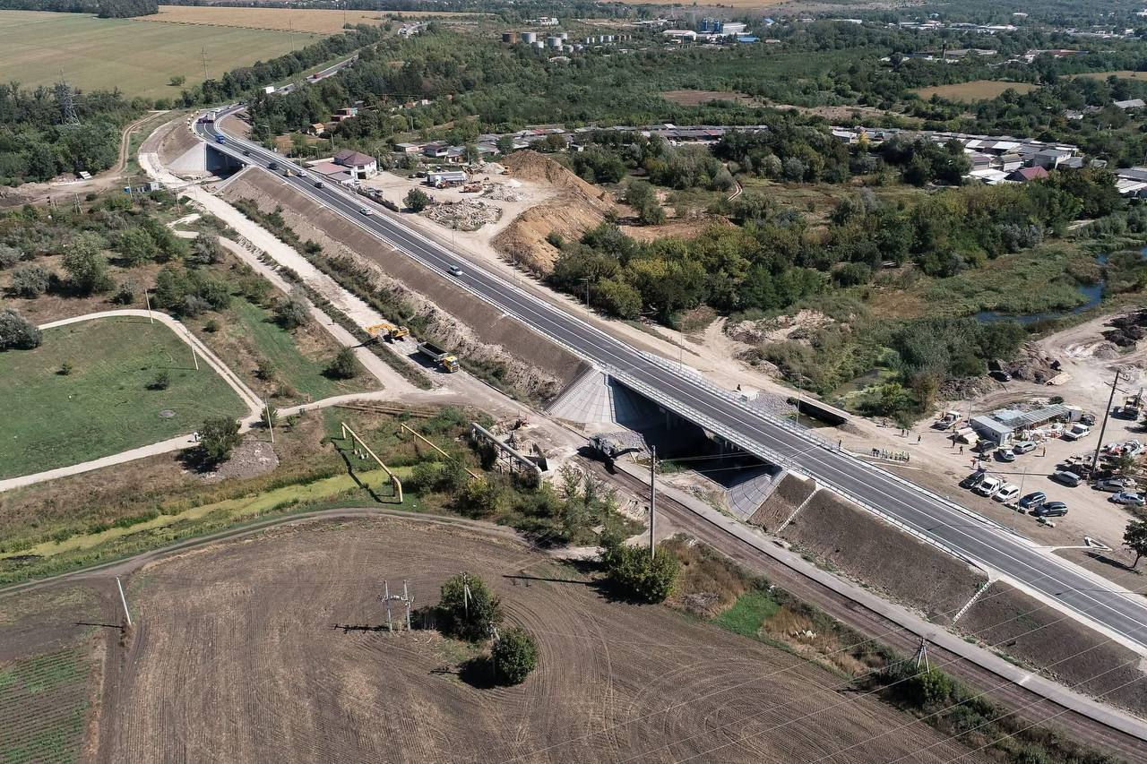 S-a redeschis circulația pe podul peste râul Răut și pe pasajul de pe centura municipiului Bălți.