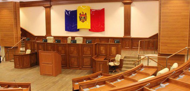 Deputații intra săptămâna aceasta în cea de-a patra vacanță de la începutul sesiunii parlamentare.