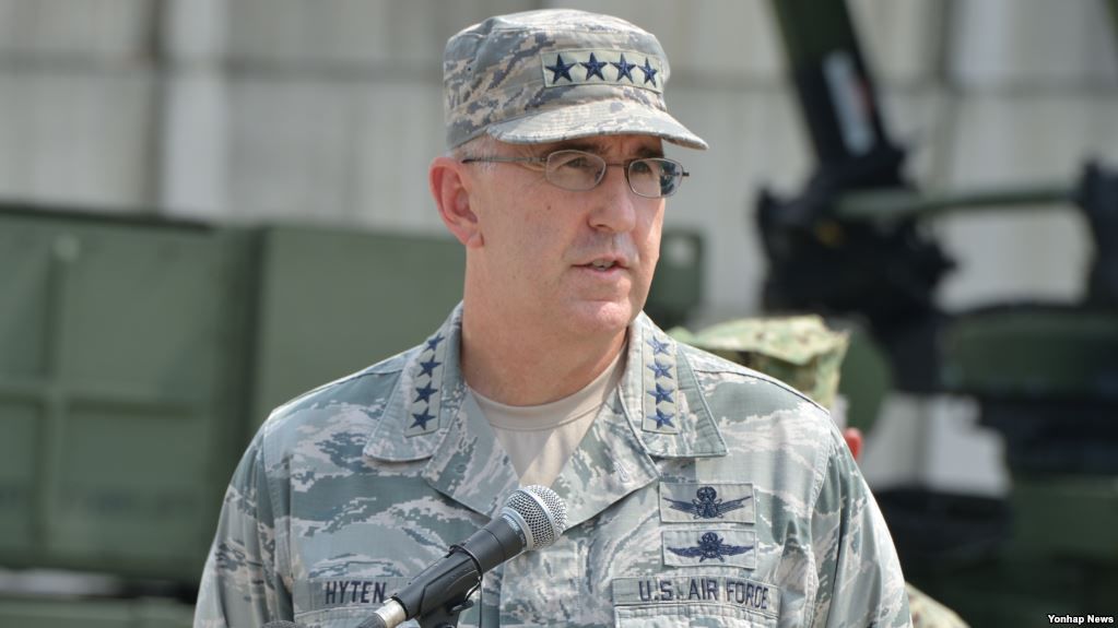 Глава Стратегического командования США (STRATCOM), генерал ВВС США Джон Хайтен.