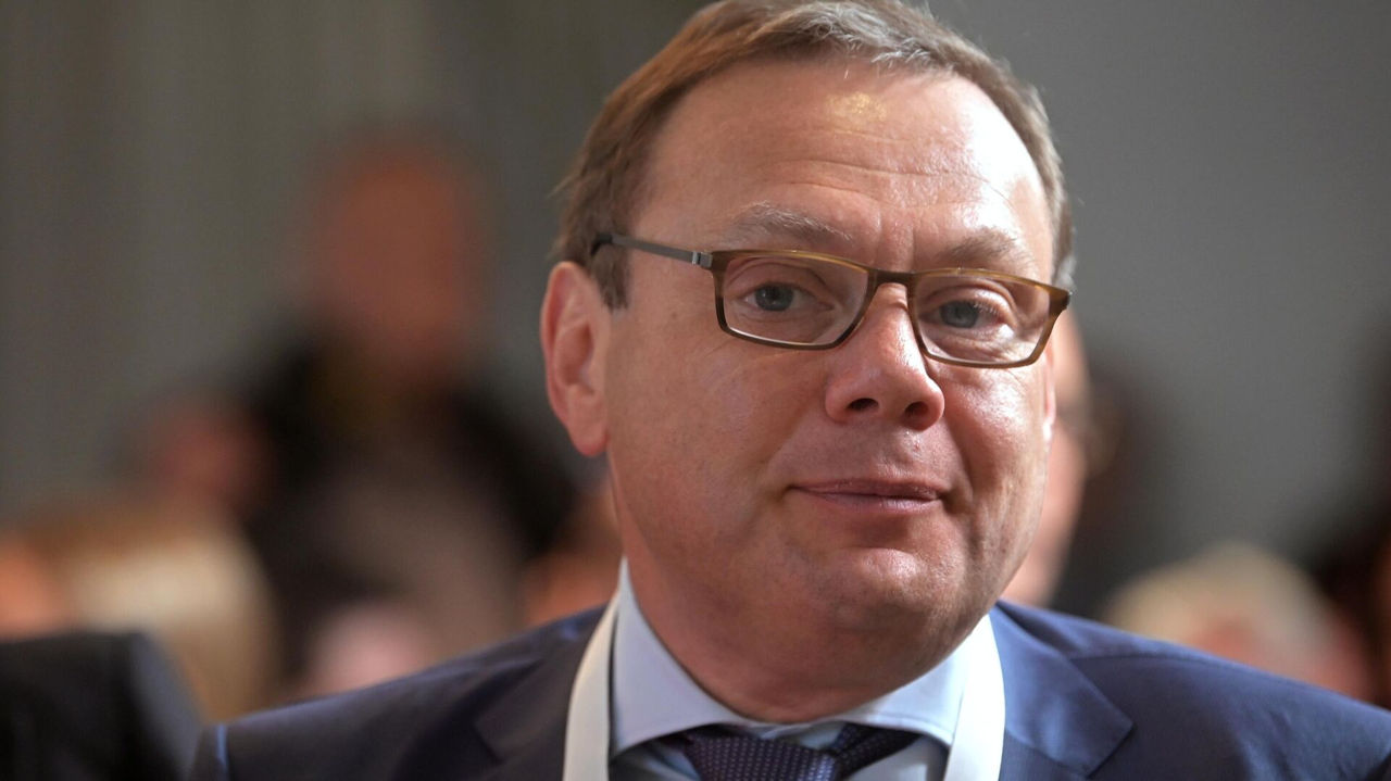 Михаил Фридман уехал из Великобритании в Израиль