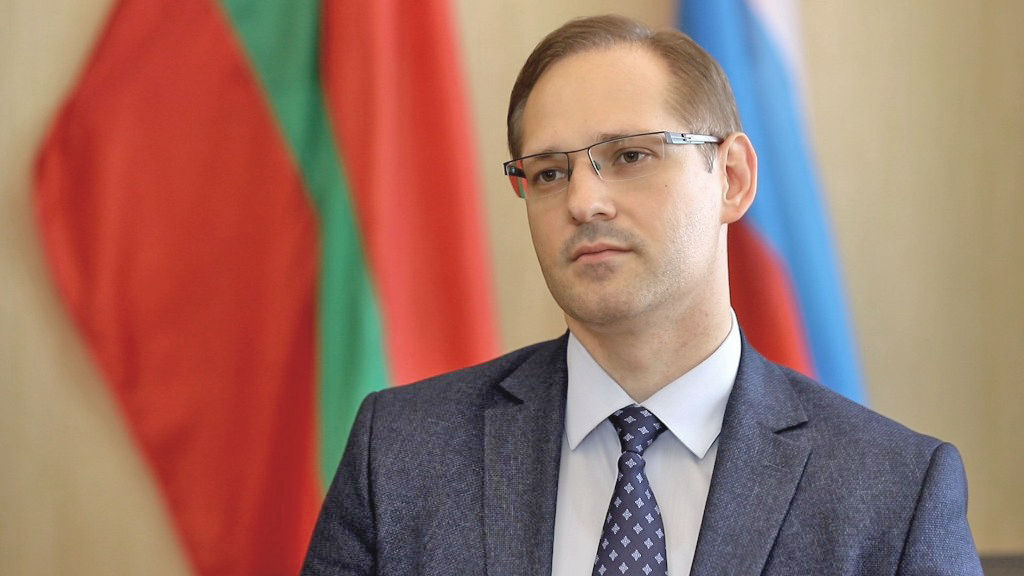 Реакция Игнатьева на высылку офицеров ОГРВ: Деструктивно.