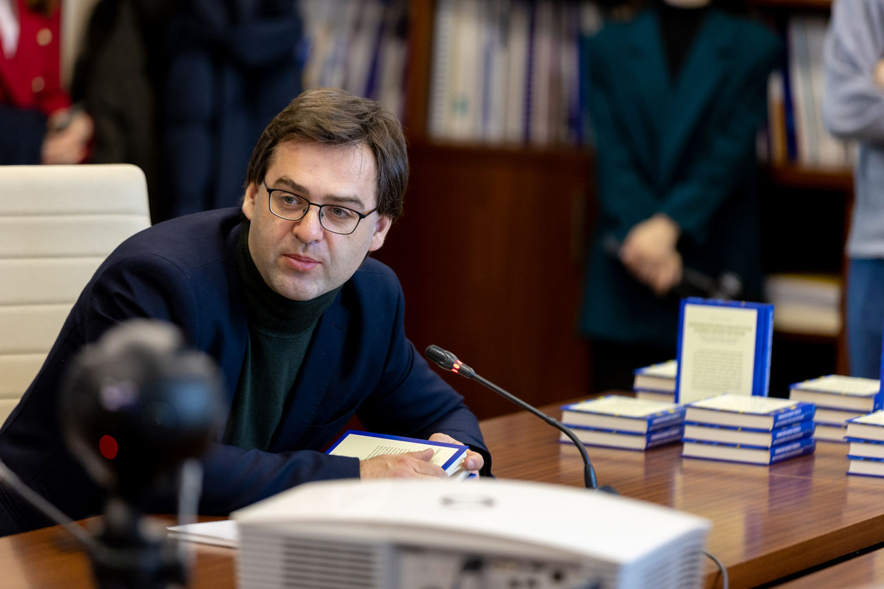 Нику Попеску: «Важно мобилизоваться на внутреннем плане».