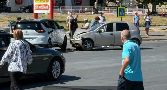 ДТП в столичном секторе Буюканы: пострадавшая доставлена в больницу.