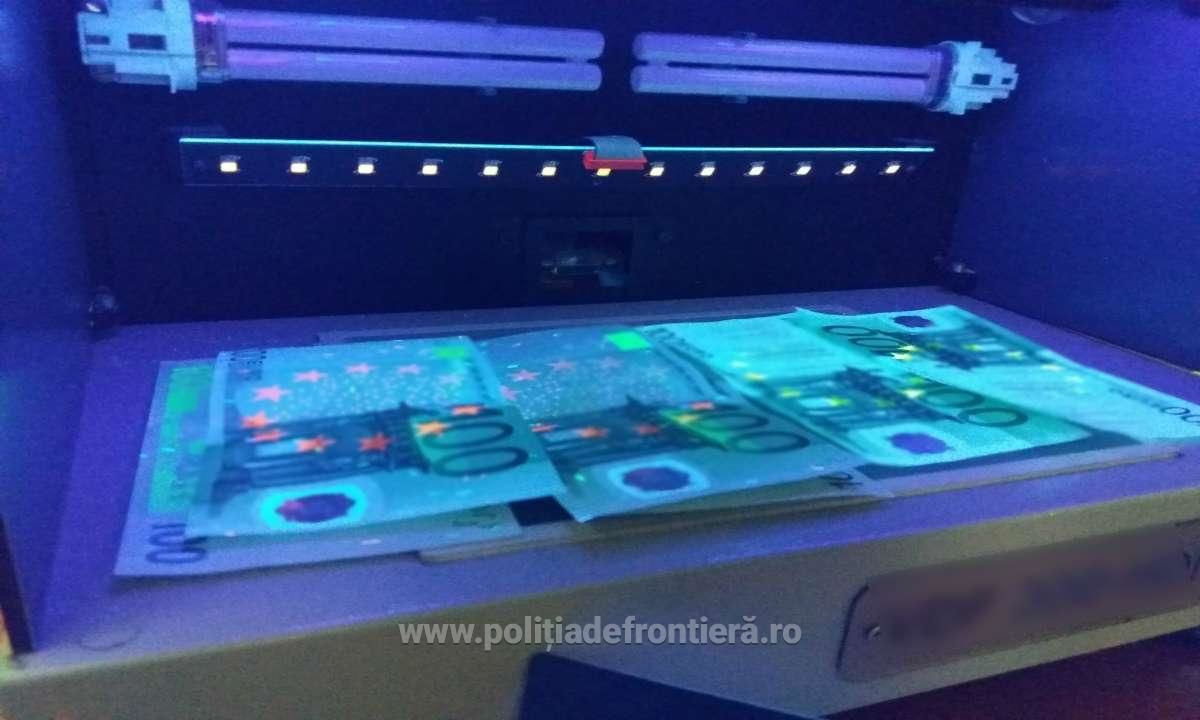 Moldovean oprit la vamă: S-a pornit în Franța cu acte și bani falși