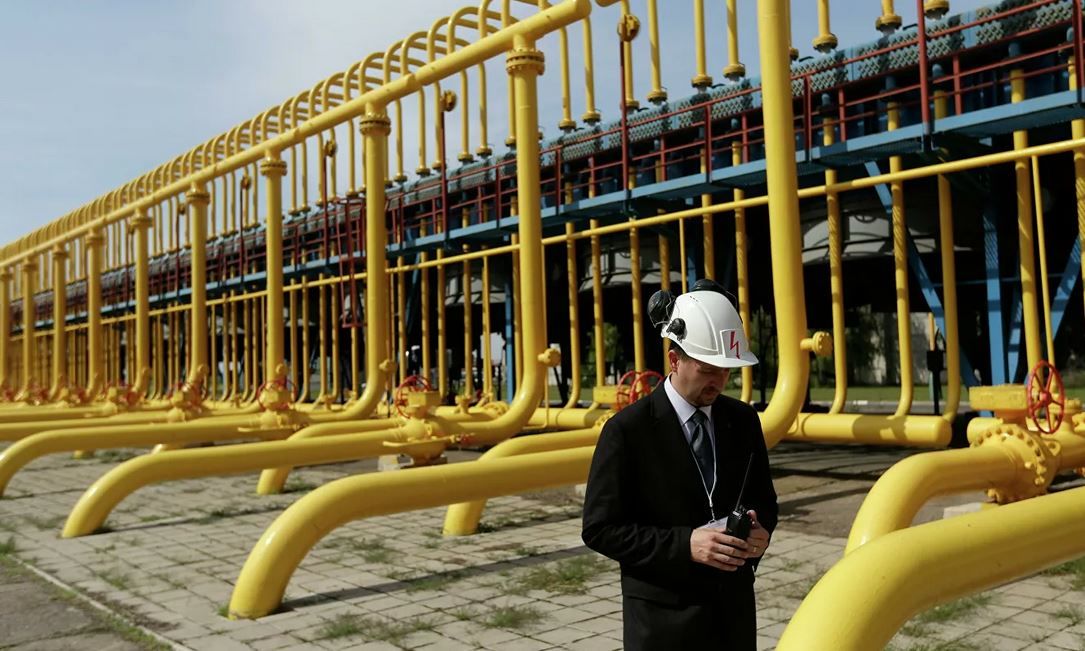 Цена на газ в Европе обвалилась до $1200 за тысячу кубометров.