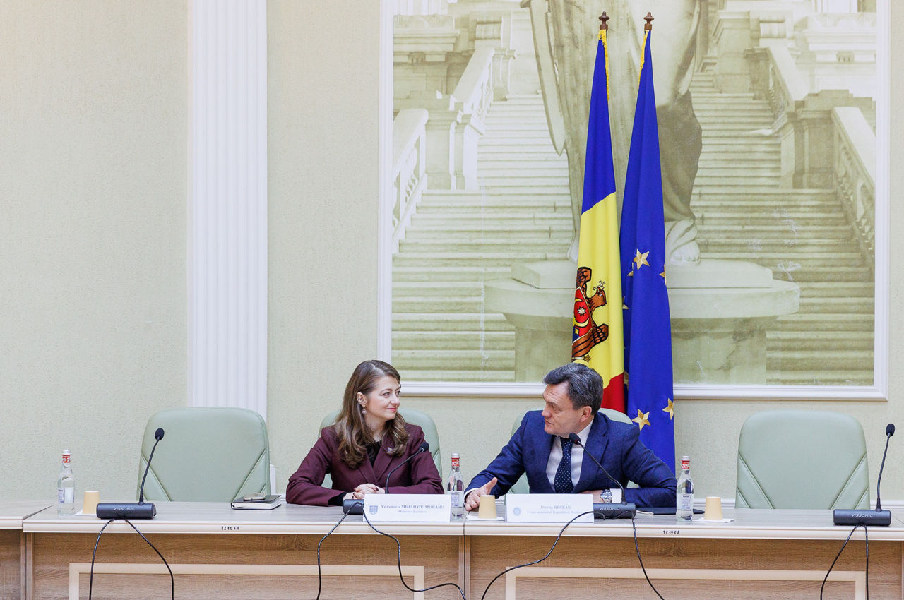 Речан представил коллективу новую главу Минюста: Впереди сложная реформа.